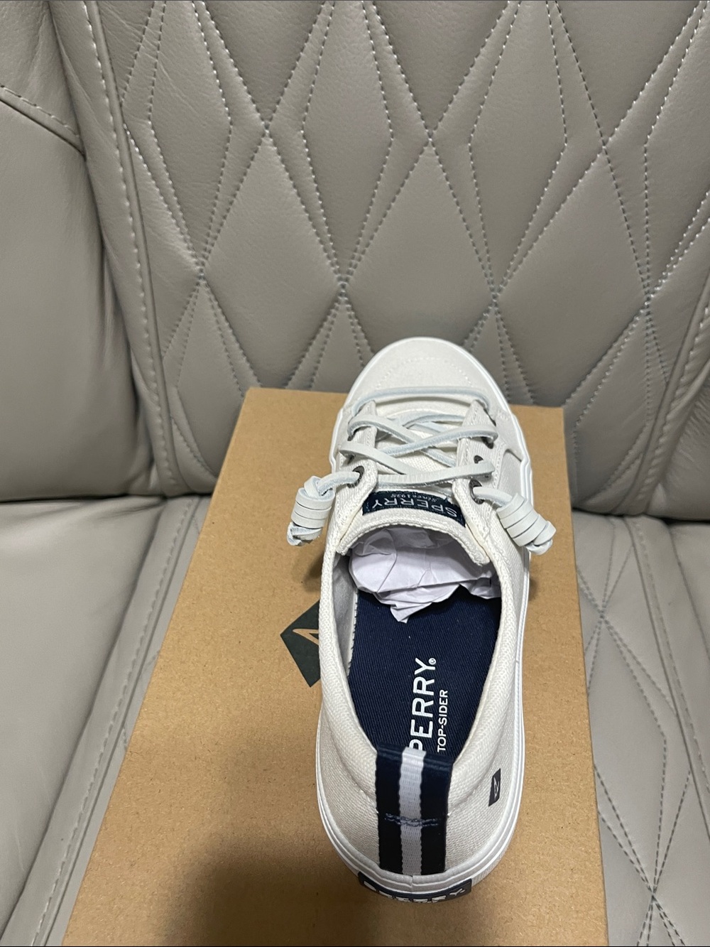 Sperry women’s Crest Vibe Linen White Sneakers with Navy Label - Picture 9 of 11
